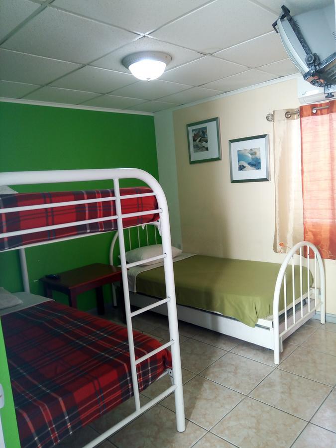 אורנג'סטאד Hostel Room Aruba מראה חיצוני תמונה